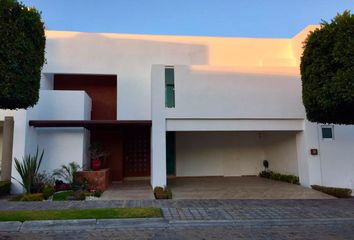 Casa en fraccionamiento en  Cluster 999, Paseo Mar Del Norte, Lomas De Angelópolis, San Bernardino Tlaxcalancingo, Puebla, México
