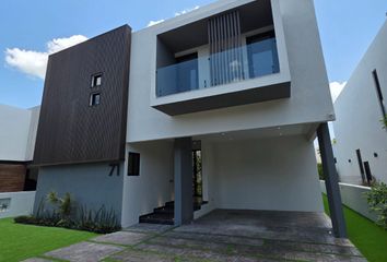 Casa en condominio en  Yucatán Country Club, Yucatán, México