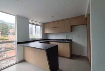 Apartment for rent in Oriente, Medellín