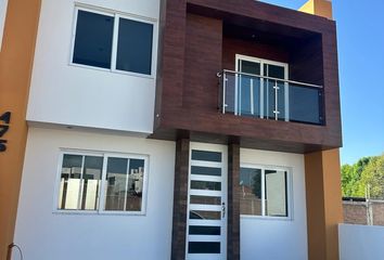 Casa en fraccionamiento en  O'lindo Residencial, Irapuato, Guanajuato, México