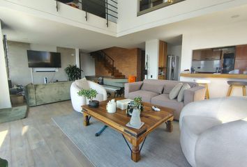 Apartamento en El Poblado, Medellín, Antioquia, Colombia