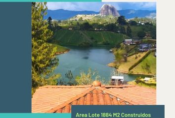 Villa-Quinta en  Vía Vereda El Morro, Peñol, Antioquia, Colombia