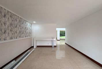 Casa en El Poblado, Medellín, Antioquia, Colombia