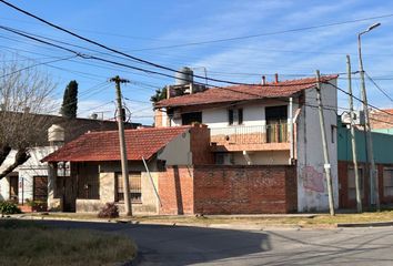 Casa en  Coronel Mariano Acha 490, Morón, Provincia De Buenos Aires, Argentina