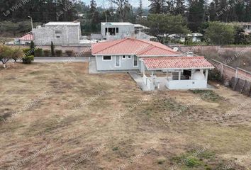 Casa en alquiler en Puembo
