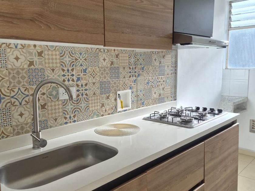 Apartamento en arriendo Laureles, Occidente