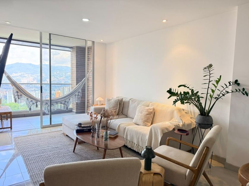 Apartamento en arriendo El Poblado, Medellín, Antioquia, Colombia