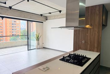Apartamento en El Poblado, Medellín, Antioquia, Colombia