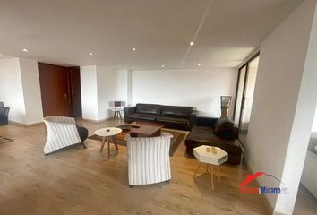 Apartamento en Conjunto Residencial Camino Del Country, Calle 127 A, Bogotá, Colombia