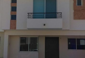 Casa en renta en Jardín Real