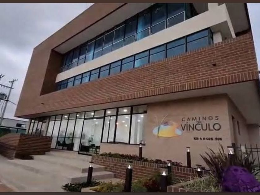 Apartamento en arriendo Conjunto Residencial Caminos Del Vinculo, Carrera 4, Soacha, Cundinamarca, Colombia