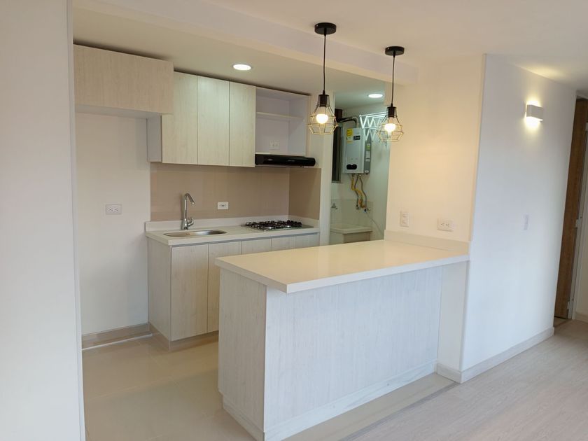 Apartamento en arriendo Conjunto Residencial Lirio - Hacienda El Otoño, Carrera 57a, Bogotá, Colombia