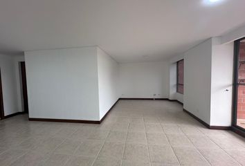 Apartamento en El Poblado, Medellín, Antioquia, Colombia