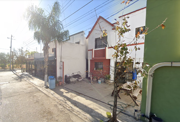 Casa en  Guasima, Jardines De Casa Blanca 2do Sector, San Nicolás De Los Garza, Nuevo León, México