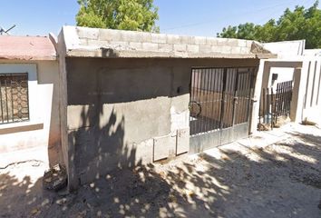 Casa en fraccionamiento en  Cerrada Santa Paula, Amistad, Torreón, Coahuila De Zaragoza, México