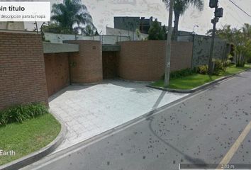 Casa en  Jirón Las Campanillas 235, Urb Camacho, Lima, Perú