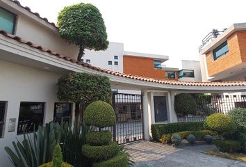Casa en condominio en  Hacienda De Las Palmas 8, Mz 002, Hacienda De Las Palmas, Jesús Del Monte, Estado De México, México