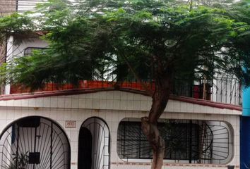 Casa en  Av. Alfa 1933, Los Olivos, Perú