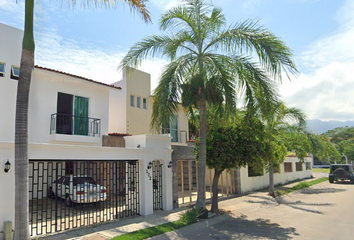 Casa en  Río Rhin 120, Fovissste 100, Fluvial Vallarta, 48312 Puerto Vallarta, Jal., México