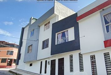 Suite en  Calle Manuel Lizarzaburo, Conocoto, Quito, Ecu