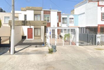 Casa en condominio en  Calle Cesario Rivera, Villas De Guadalupe, Zapopan, Jalisco, México