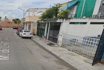 Casa en  M. De Los Trigales, Misión Del Carmen, Playa Del Carmen, Quintana Roo, México