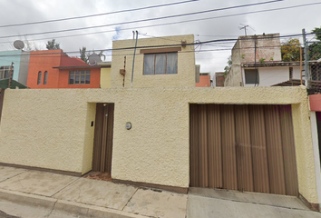 Casa en  Bugambilia Naranja 117, Bugambilias, Oaxaca De Juárez, Oaxaca, México