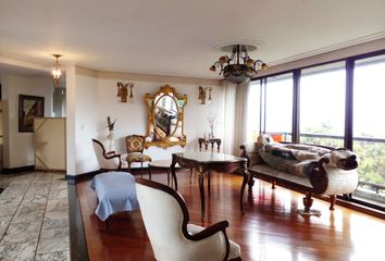 Apartamento en  Poblado, Medellín