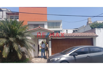 Casa en  Jirón Batallón Tarma, Santiago De Surco, Perú