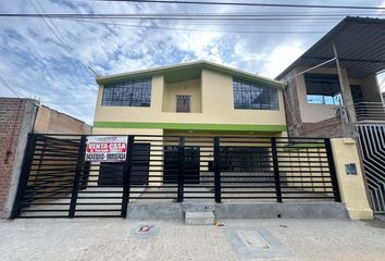 Casa en  Av. Circunvalación, Santa Rosa, Piura, Perú