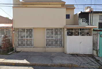 Casa en  Calle Ruiseñores 43, Parque Residencial Coacalco, San Francisco Coacalco, Estado De México, México