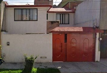 Casa en  Rebeca 155, Unidad Victoria, Toluca De Lerdo, Estado De México, México