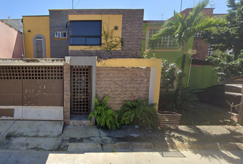 Casa en  Nardos, Plaza Villahermosa, Villahermosa, Tabasco, México