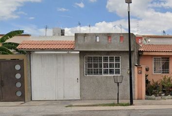 Casa en  Av Parque Santiago, Fundadores, 76115 Santiago De Querétaro, Qro., México