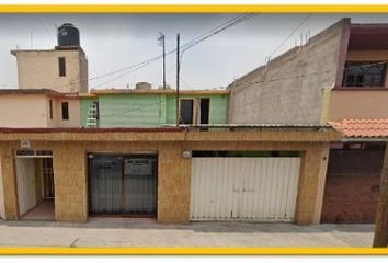 Casa en  Calle Tepozteco, Ciudad Azteca 3ra Sección, Ecatepec De Morelos, Estado De México, México