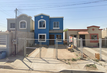 Casa en  Av. Bedar 196, 21355 Mexicali, B.c., México