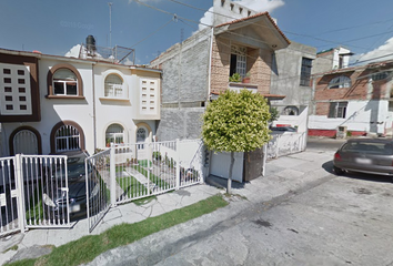 Casa en  Vicente Morales, Peña Blanca, Morelia, Michoacán, México