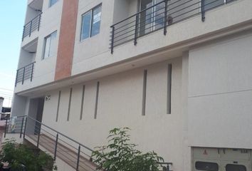 Apartamento en  Barrio Santa Paula, Carrera 22 #36-27, Girardot, Cundinamarca, Colombia