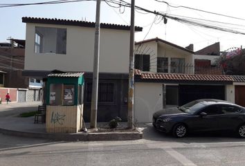 Casa en  Ramon Zavala 38, Los Olivos, Lima Province, Perú