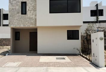 Casa en fraccionamiento en  Zakia, Zakia, Querétaro, México