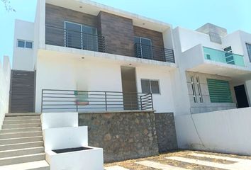 Casa en  Cascada De Montebello, Juriquilla, Querétaro, México