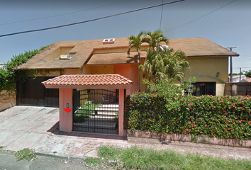 Casa en  Calle Encino, Floresta, Veracruz, México