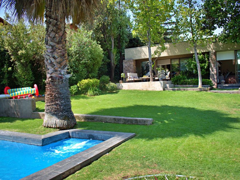 Casa en arriendo Camino La Laguna 14131, Lo Barnechea, Chile