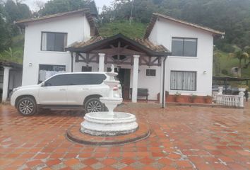Villa-Quinta en  San Antonio De Prado, Medellín, Antioquia, Colombia