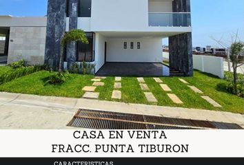 Casa en fraccionamiento en  Punta Tiburón Residencial Marina, Punta Tiburon, Residencial Marina & Golf, Boulevard Riviera Veracruzana, Veracruz, México