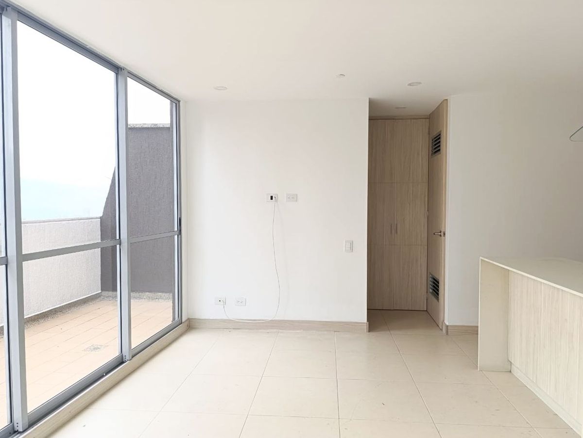 Apartamento en arriendo Loma de los González (Suroriente) en Loma De Los Gonzalez