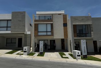 Casa en fraccionamiento en  Zibatá, Querétaro, México