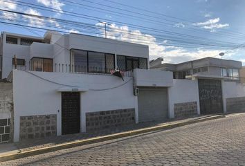 Casa en  Humberto Puga, Quito, Ecuador