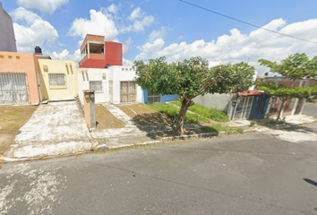 Casa en  Del Volcan, Fraccionamiento Lomas De Miradores, Lomas De Miradores, Veracruz, México