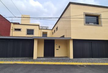 Casa en  De Las Arboledas 33, Insurgentes Cuicuilco, Ciudad De México, Cdmx, México